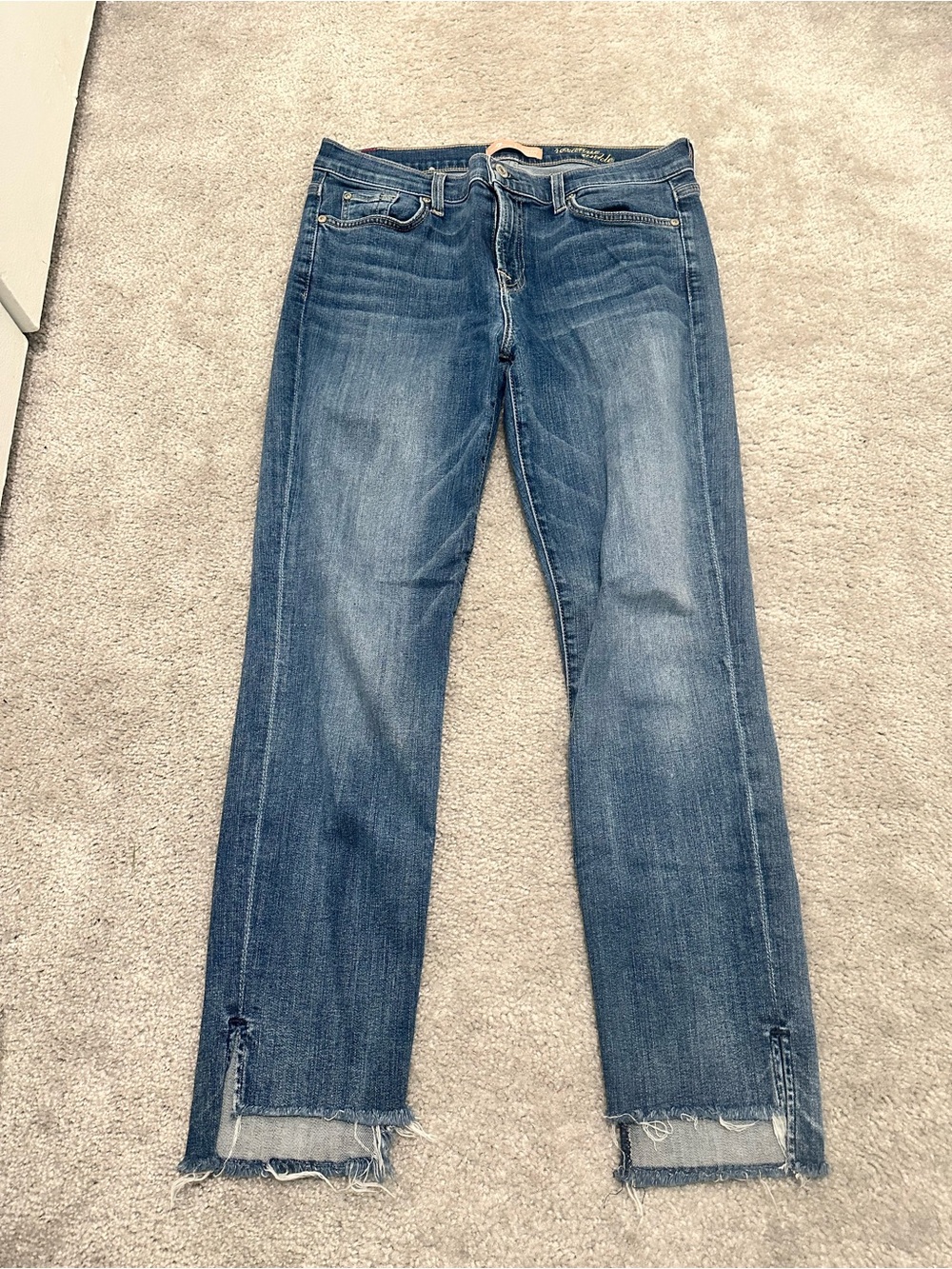 7 For All Mankind/ B(air) Low Rise Cropped Straight Jeans in Navy Size 30